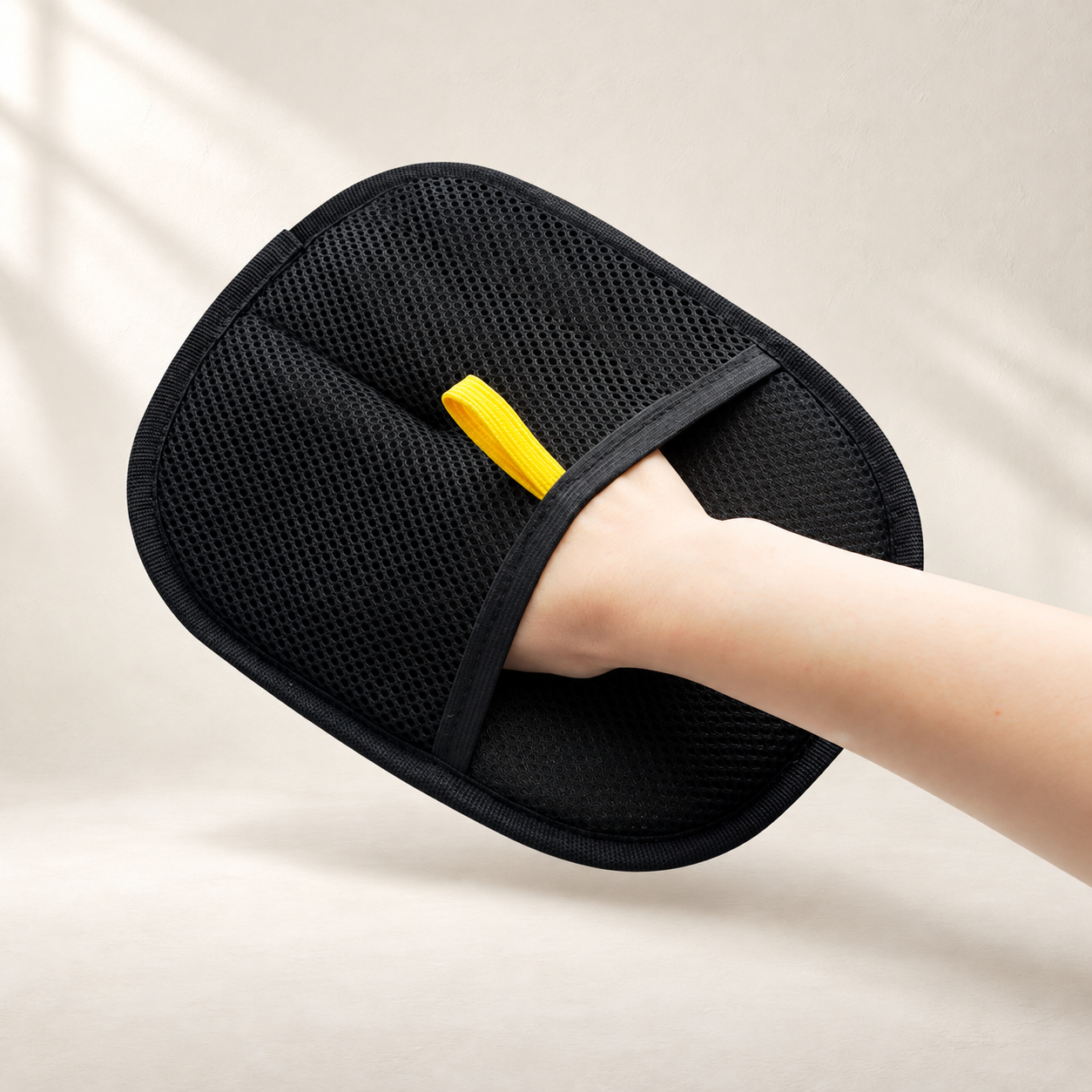 ShedAway™ Grooming Mitt